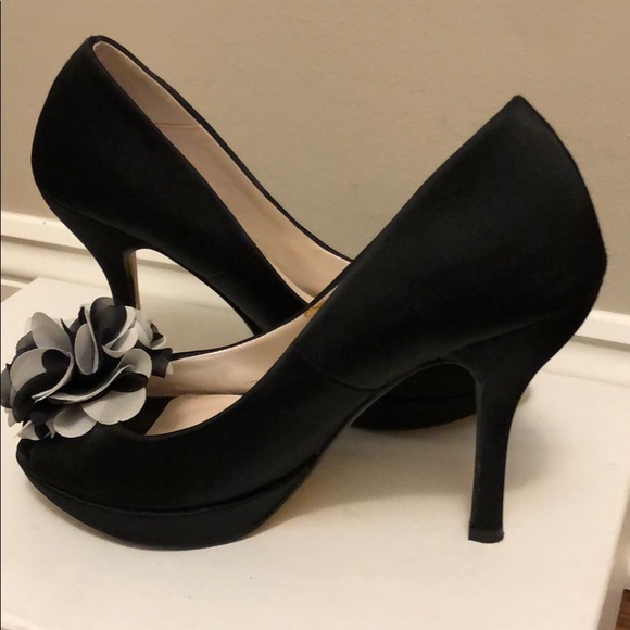 Caparros Heels - Picture 5 of 12